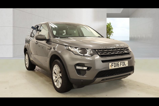 LAND ROVER DISCOVERY SPORTS 2.0 TD4 DIESEL AUTOMATIC…