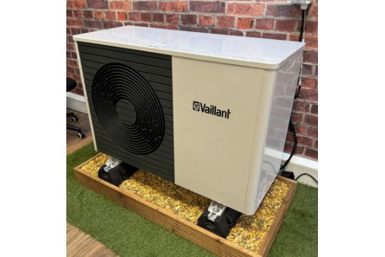 Valliant VWL 35/6 A230V S2 Showroom Display Heat…
