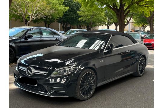 **(only 67k Mileage)** 2018 Mercedes-benz…