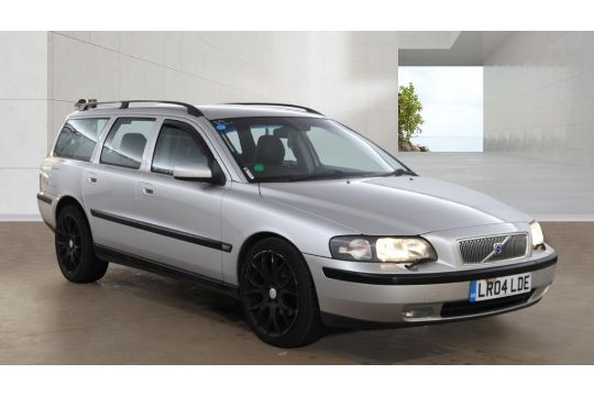 VOLVO V70 2.4 D5 SE ESTATE 7 SEATS ONLY 79K MILES