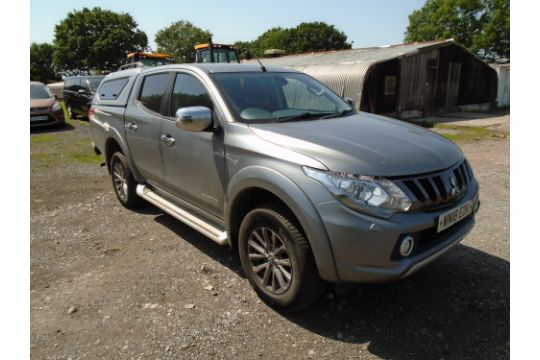 Mitsubishi L200 Warrior 2.4Di-D Double Cab Pick…