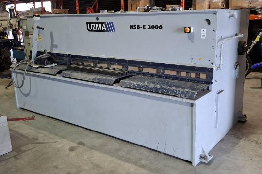 1 X UZMA HSB - 4 3006 HYDRAULIC SWING BEAM GUILLOTINE…