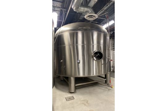 3300 Gallon Brite Tank