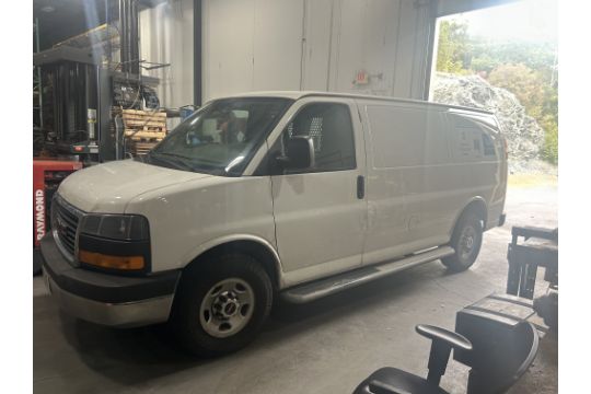 2015 GMC Savana Cargo Van