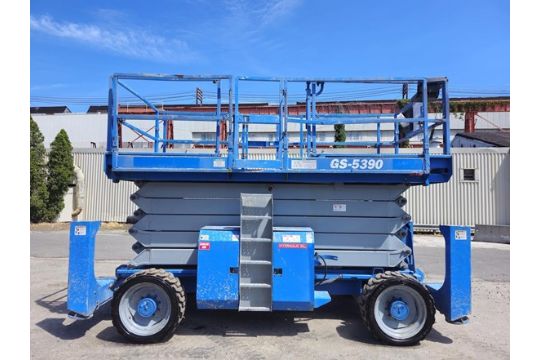 Genie GS-5390 53ft Scissor Lift