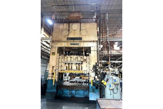 800 Ton USI Clearing S2-800-84-48 Press