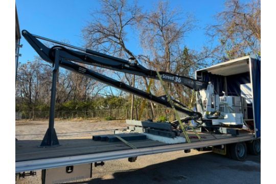 2021 Somero Sky Screed 36 with 2022 Gatormade 40' T/A…