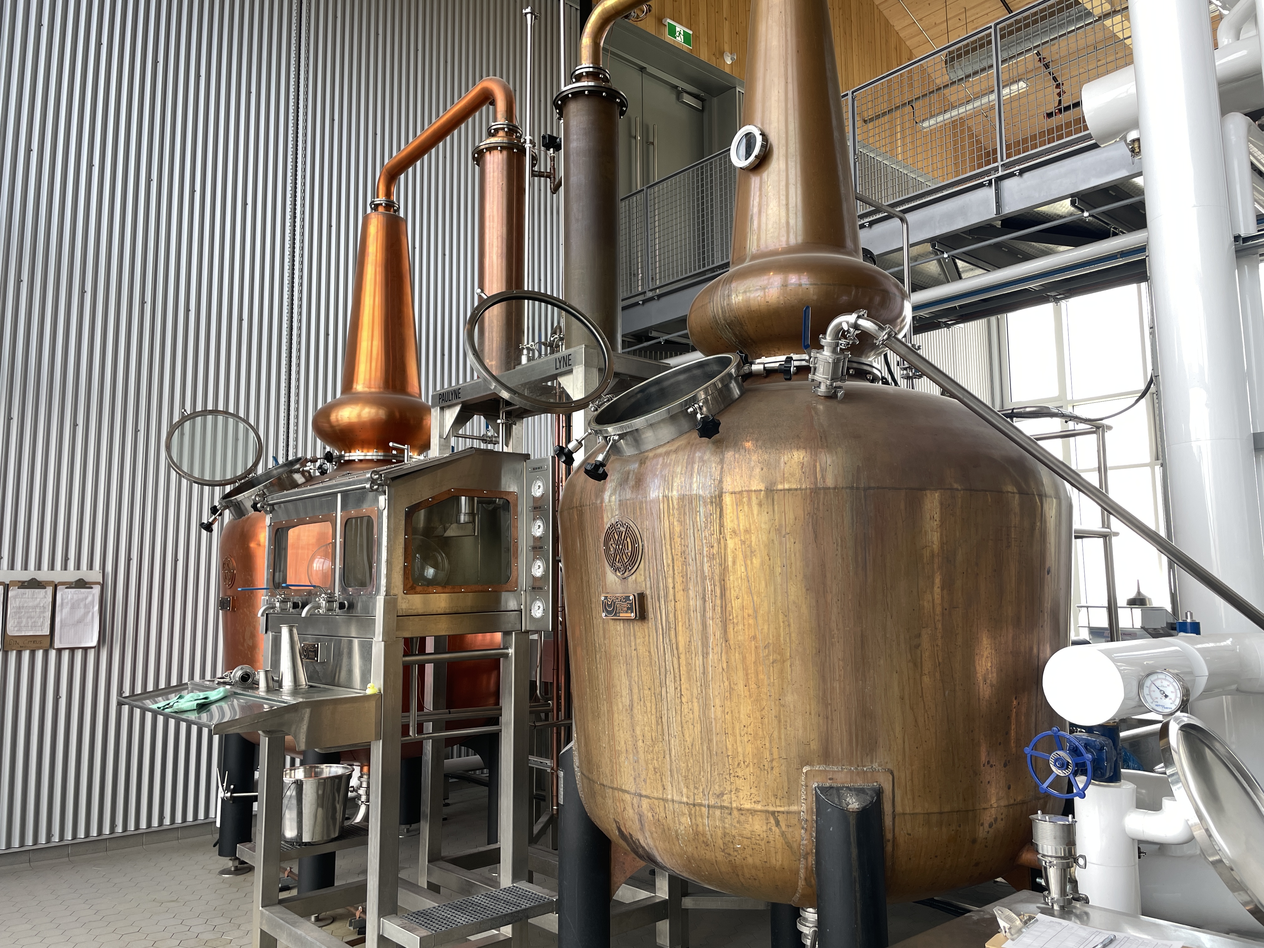 Complete Late-Model Distillery Auction (est.…