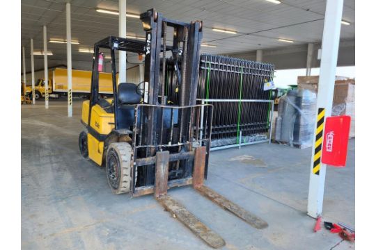 Yale GDP080 Forklift 'Ride & Drive'