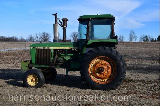 John Deere 4440