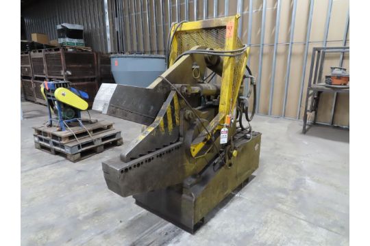 JMC Recycling 24 in. Model 640180T Alligator Shear,…