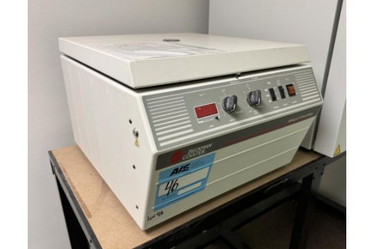 Beckman Coulter Benchtop Centrifuge, Model…