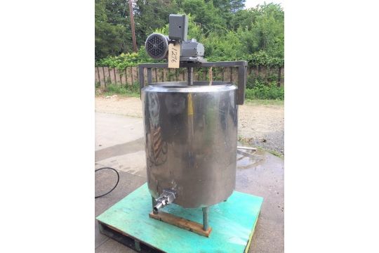 ITEM 1276: 110 GALLON STAINLESS STEEL INSULATED…