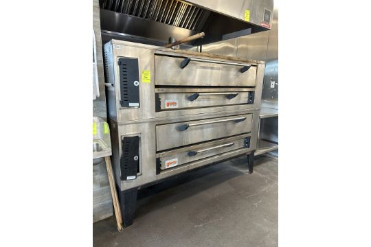 MARSHALL SD660 TWO-DECK NATURAL GAS PIZZA OVEN