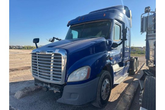 2015 FREIGHTLINER CASCADIA