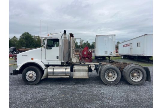 2007 KENWORTH T800B TRUCK TRACTOR VN:1XKDDB0X97R177252,…
