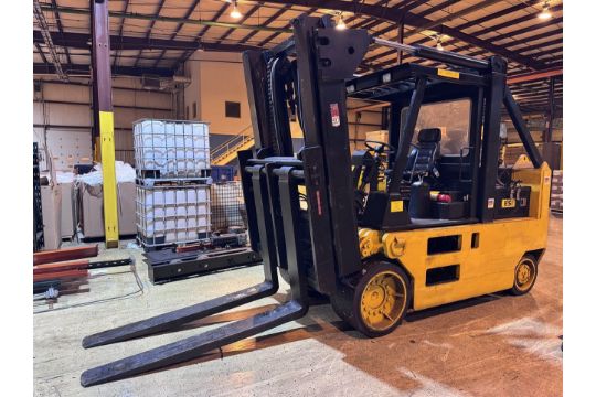 ELWELL-PARKER ESI-30 30,000 lb. LP Forklift, s/n 27104,…