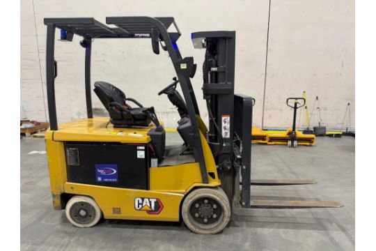 CAT Sit-down Forklift