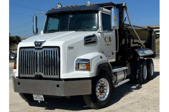 2021 WESTERN STAR 4700 DUMP TRUCK