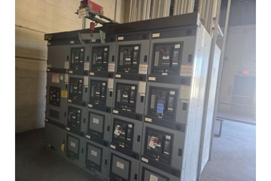 ****SQUARE D POWER-ZONE 4 LOW VOLTAGE DRAWOUT…