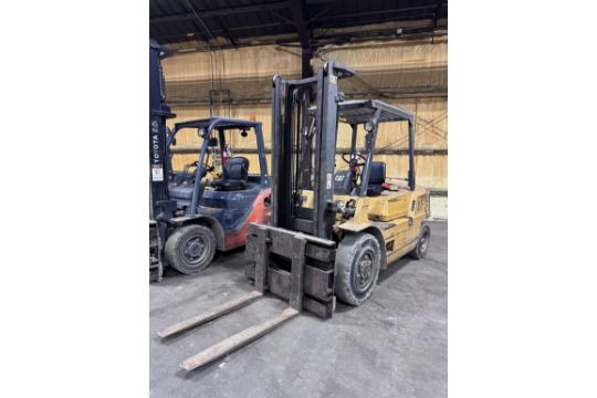 CATERPILLAR DP40 Diesel Forklift, s/n 3CM12627,…