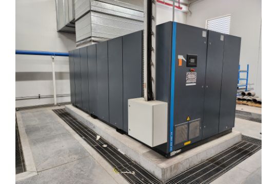 Atlas Copco compressor model GA200VSDA3,…