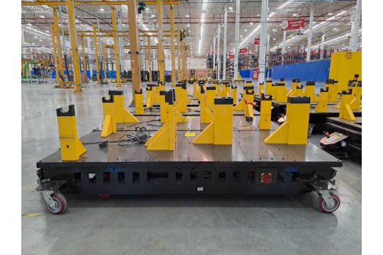 AGV robot for utility loading with UNITRONICS…