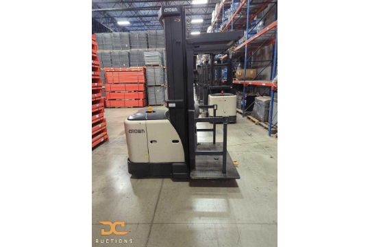 *Battery Included* Crown Order Picker - Wire Guided