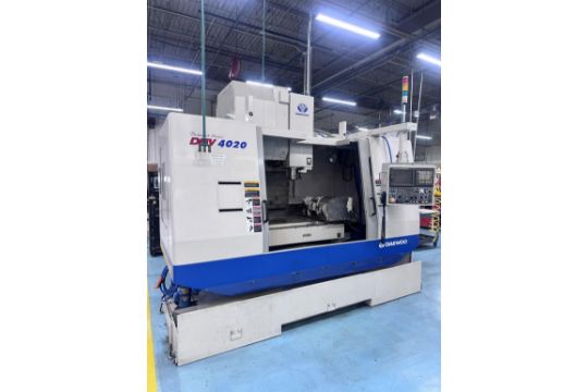 2003 DAEWOO DMV4020 4-Axis Vertical Machining…
