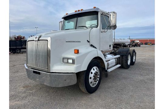 2016 WESTERN STAR 4900 SB DAY CAB