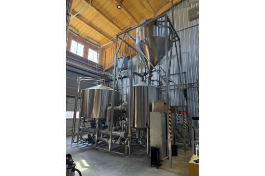 2022 CRU Brewing Systems Model MM-30B 2-Vessel 30 BBL…