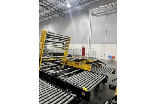 Lot of (2) Roach Lift-Gate Powered 48' x…