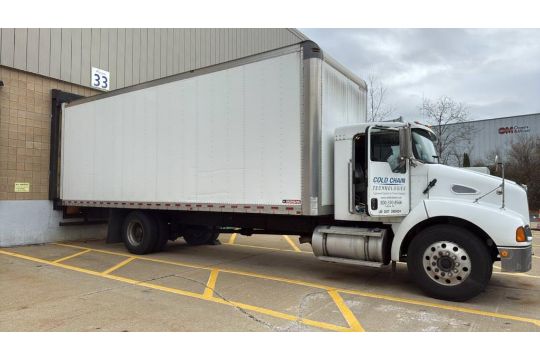 2006 Kenworth T300 26 Ft. Box Truck