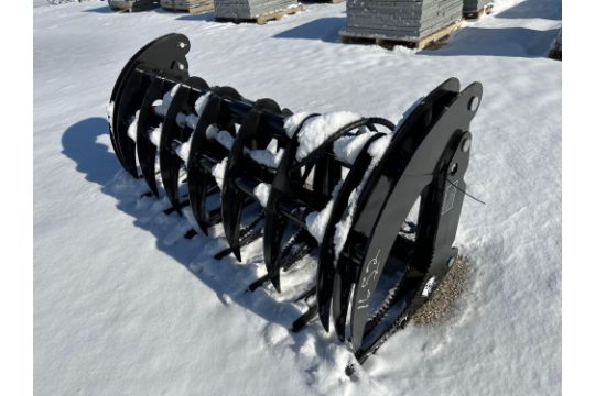 NEW GIYI GY-PG72C 72IN. PLATE GRABBER SKID…