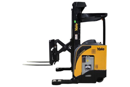 2015 Yale 4,000lbs Capacity Stand On Reach Truck -…