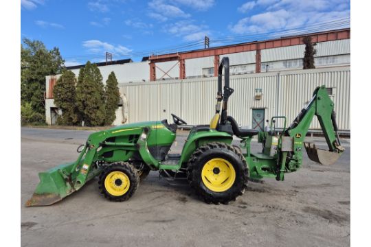2020 John Deere 3032e Tractor