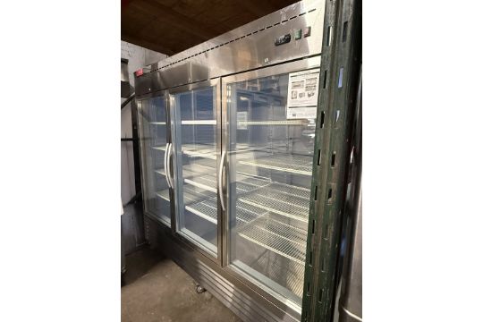 Like New! - WESTLAKE 82' W Commercial Display 3 Glass…