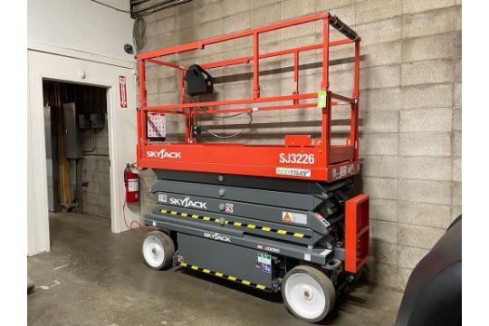 NEW 2023 SKYJACK SCISSOR LIFT MODEL SJ3226, 500 LB…