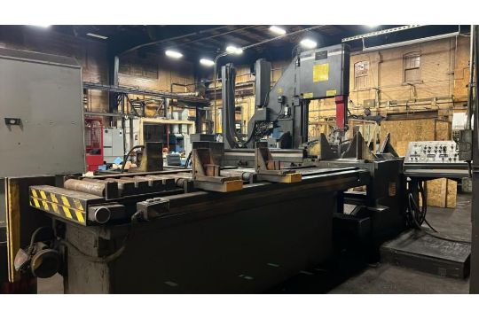 H.E.M. Vertical Power Feed Roll-in Band Saw,…