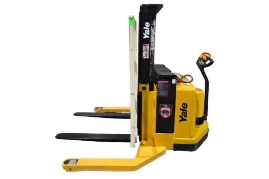 2008 Yale 4,000lbs Capacity 24V Electric…