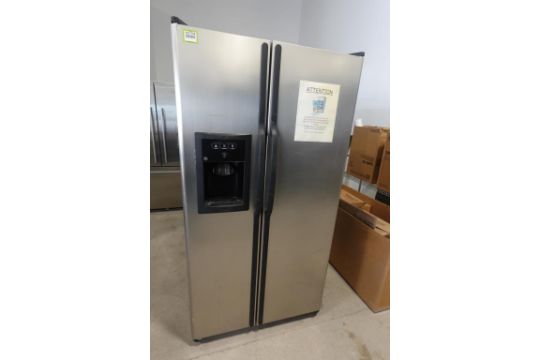 GE GSL25IFRF Refrigerator