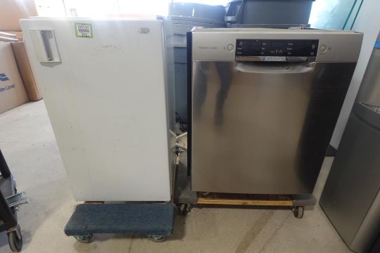 Bosch SGE68X55UC Smart Dishwasher
