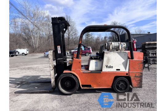 APPROX. 15,000 LB. YALE SOLID TIRE LP FORKLIFT,…