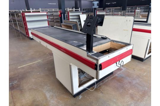 Conveyor Check Out Station