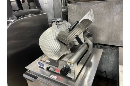 Globe GC512 12' Chefmate Compact Manual Electric Food…