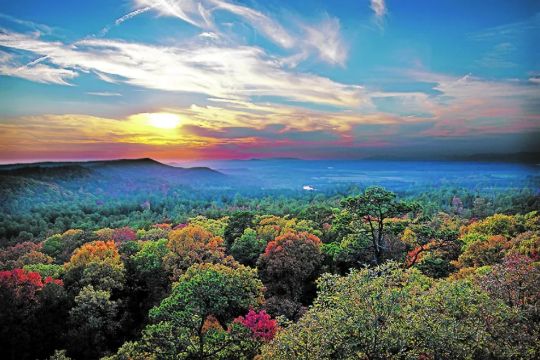 Build Your Dream Home in Scenic Cherokee Village, Arkansas!