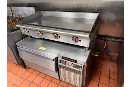 4 Burner 4' Flat Top W/ Continental Refrigerator Drawer