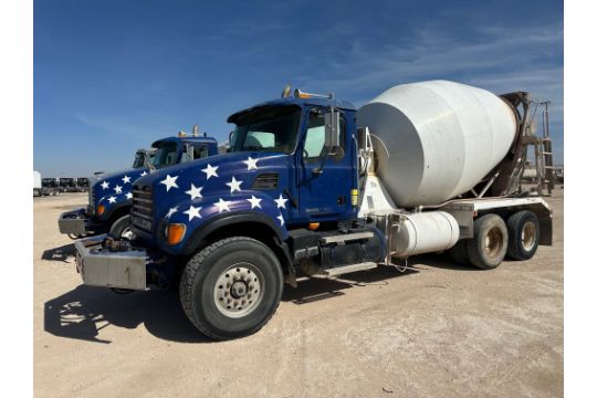 2005 MACK CV713 MIXER TRUCK