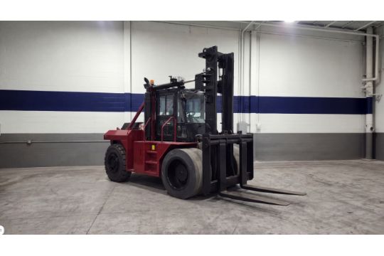 2016 Taylor TN520S Solid Tire Forklift, 52,000Lbs…