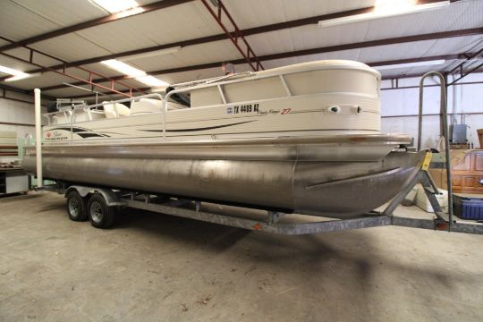 2008 PONTOON BOAT, SUN TRACKER PARTY BARGE…